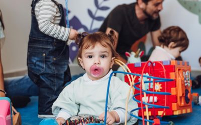 Dentista a Vittoria e Gela: ciuccio e denti storti, come prevenire problemi nella crescita