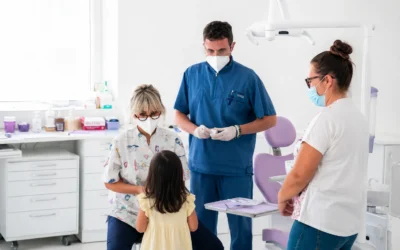 Denti del neonato: quando spuntano, in che ordine e quali sono i sintomi